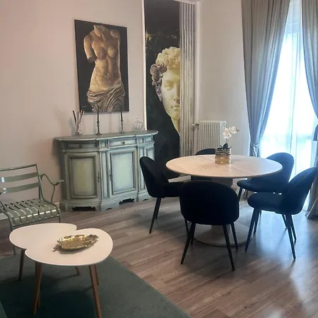 Aurora Flowers - Two And Free Parking Near Center And Train Station * מודנה