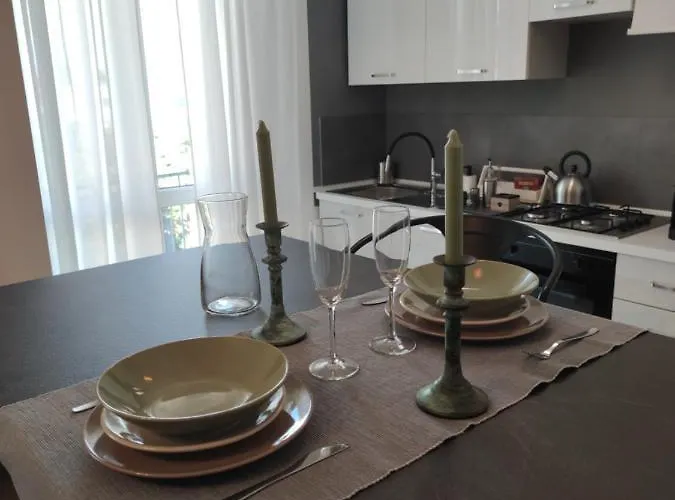 Appartement Aurora Flowers - Two And Free Parking Near Center And Train Station *