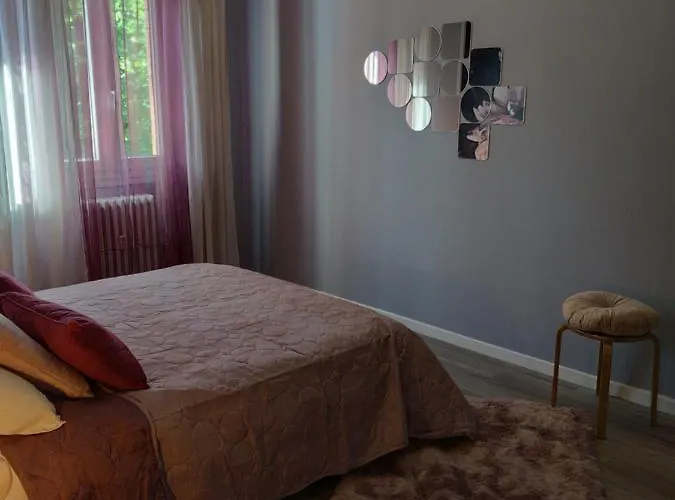 Appartement Aurora Flowers - Two And Free Parking Near Center And Train Station