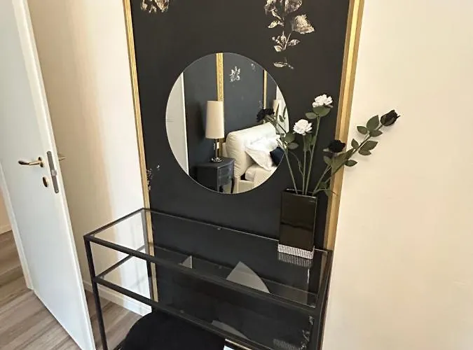 Apartament Aurora Flowers - Two And Free Parking Near Center And Train Station