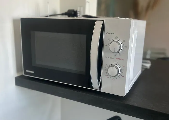 Aurora Flowers - Two And Free Parking Near Center And Train Station Apartament